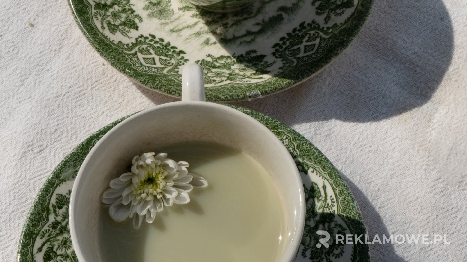 Filiżanka reklamowa wspierająca rozpoznawalność marki
