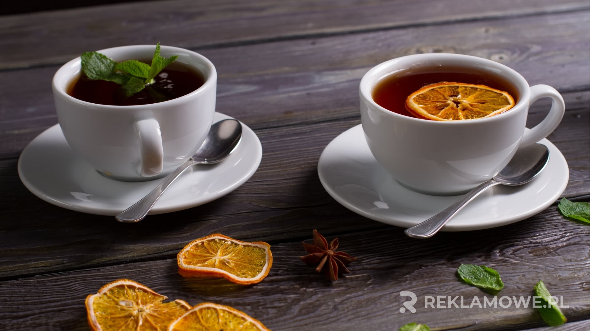 Różnorodne filiżanki reklamowe